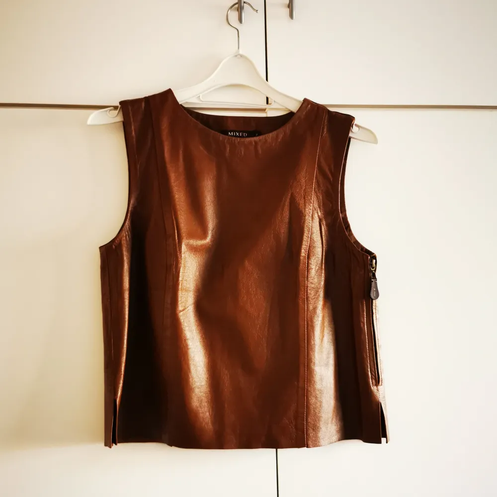 Vest from Mixed. Leather. Size S. Excellent condition . Jackor.