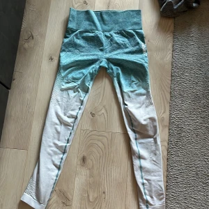 Gymshark tights  - Träningstights från gymshark storlek S