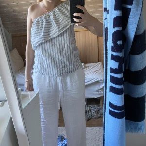 Supersöt topp!! - Så fin somrig top ifrån hm!! 💕💕