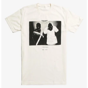 TWENTY ONE PILOTS HOT TOPIC - Size M Brand new - not used No flaws, fresh print, off white/beige Offical merchandise by Hot Topic