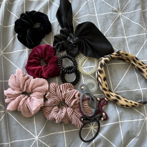 Hår accessoarer!  - Alla hår accessoarer i bilden till super bra pris, 30kr för allt! Jätte fina alla årstider⭐️