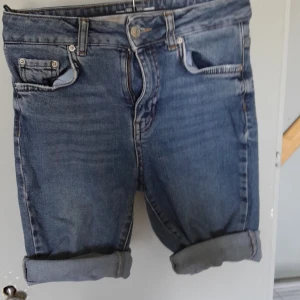 Shorts - Nästan helt oanvända 