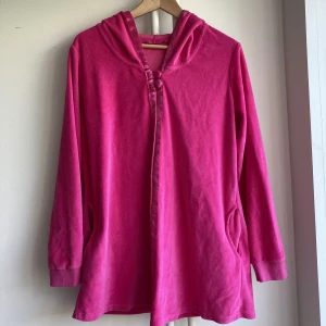 💓Huvtröja i Rosa Sammet💓 - Rosa sammetskofta💕💘💘
