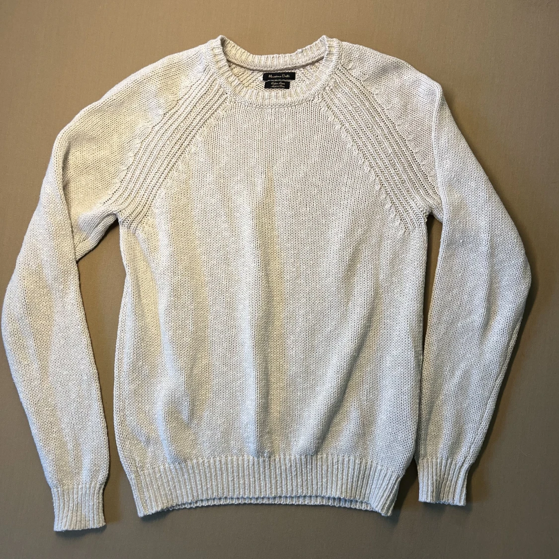 Massimodutti linne tröja