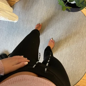 Mjukisbyxor - Ribbade mjukisbyxor från stronges i storlek s