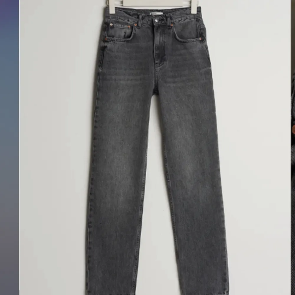 High waist straight leg jeans från Gina Tricot.. Jeans & Byxor.