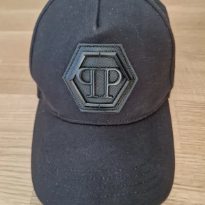 Philipp Plein keps - Svart Philipp Plein keps 