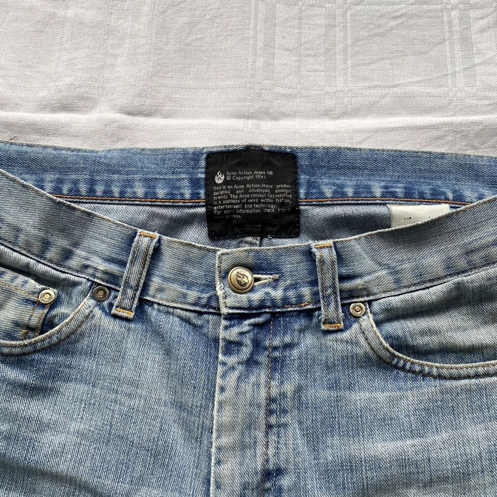 Acne sales action jeans