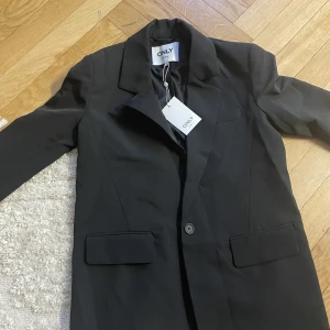 Blazer  - Från inkl, aldrig använd 