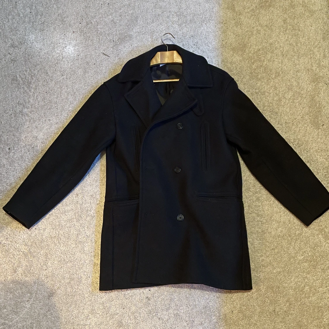 Arket dubbelknäppt rock i storlek 46