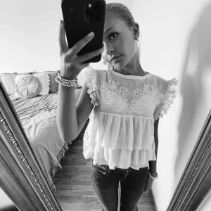 Zara blus  - Säljer denna jätte fina zara blusen ❤️