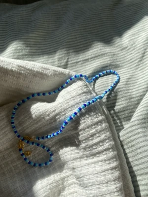 Pärlhalsband - Handmade