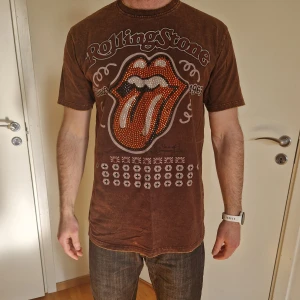 Rolling Stones - Märket är Shiroi Neko. Väldigt bra kvalitet 