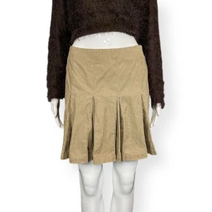 Kjol - Söt manchester tenniskjol i toppenskick från Esprit, storlek UK 10.  100% bomull.   ⚠️ Mått: Midjebredd 37cm, längd 42cm. Spårbar fri frakt! 