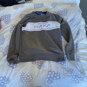 Gant kofta  - Säljer min kofta pga ingen användning. Skick 9/10