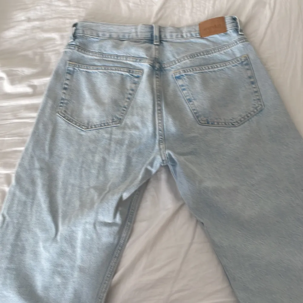 Lösa jeans.. Jeans & Byxor.