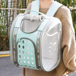 Husdjur - Använd några gånger, i okej/bra skick. Passar mindre djur/hundar/katter, den kan användas på olika sätt, bland annat som ryggsäck.  Mått ca 43*40*32 Inköpspris: 450kr