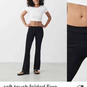 Soft touch folded flare pants - Säljer dessa på grund av att jag köpte fel storlek. Dom är använda fåtal gånger och är i fint skick.