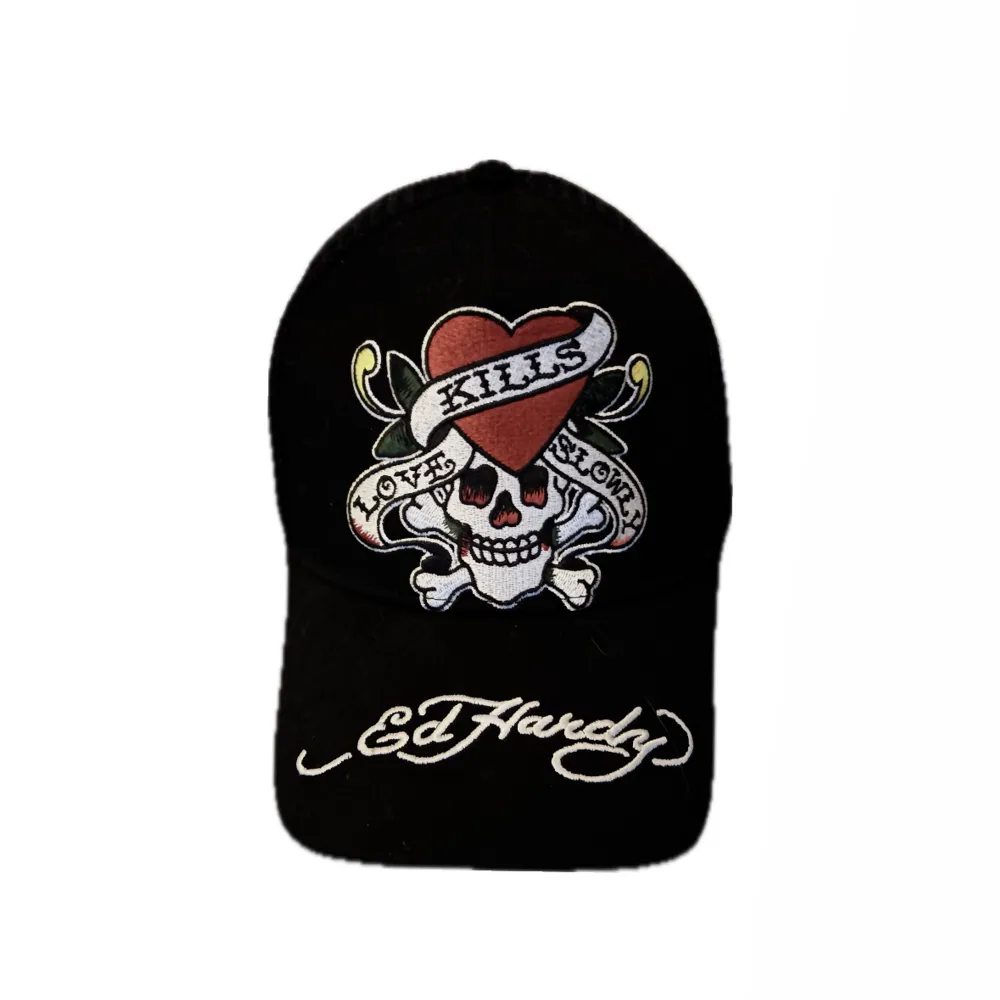 Ed Hardy keps, nyskick aldrig använd, nypris 700, använd gärna köp nu!. Accessoarer.