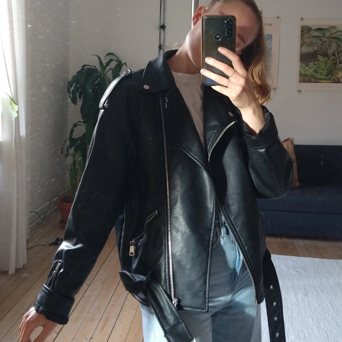 Fuskskinnjacka svart