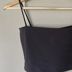 Tipp från LXA the label - Linn ahlborgs märke lxa the lable. Crop top.