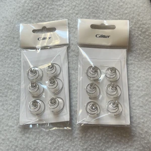 hårdekoration  - fina accessoarer till håret. helt oanvända. org pris 99.90kr/styck. säljer båda för 70kr