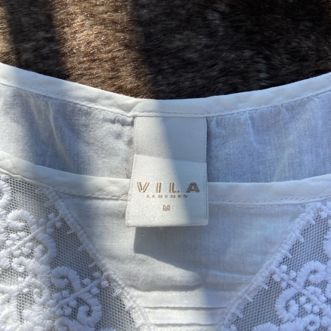 Söt blus med spets stl M - 90