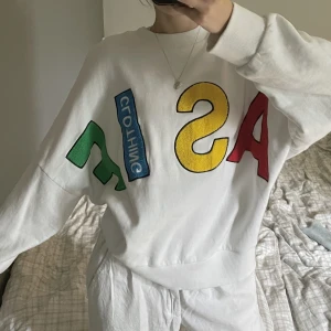 Sweatshirt  - As if clothing sweatshirt, använt få gånger, unisex storlek M, nypris 1045kr säljer för 200kr