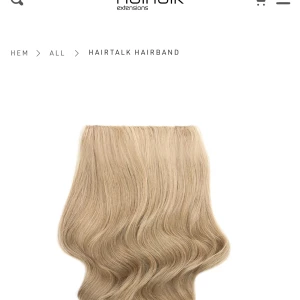 Hairtalk hårband - Säljer mitt löshår från hairtalk, det är använt två gånger. Shampo och balsam medföljer och de produkterna är använda en gång. Det är köpt för 5190kr mitt pris är 3500 kan tänka mig bättre pris vid snabb affär.  OBS!!!  Finns ute på fler sidor 