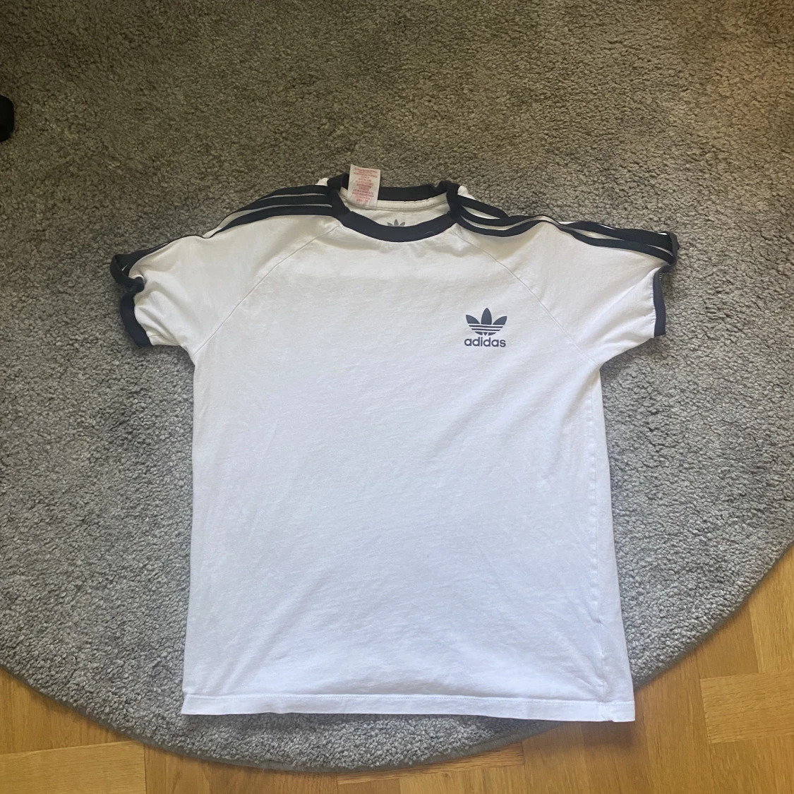 Dubbelmacka adidas t-shirt  - 91