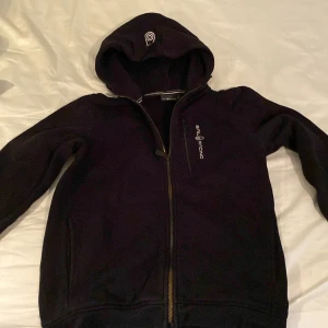 Sail Racing zip hoodie - Skick 9/10 inga defekter eller sånt