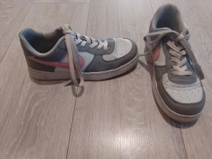 Nike 36 - Använd bara 4 gånger