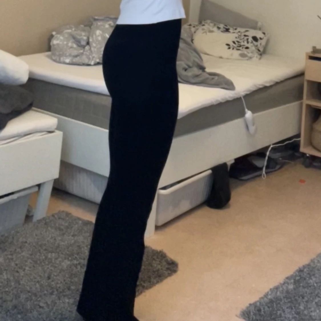 Utsvängda byxor  - 91