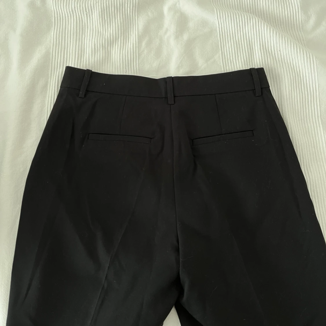 Svarta kostymbyxor  - 91