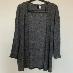 Cardigan  - Jätte fint skick 