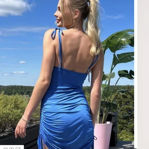 Blå klänning - Blå superfin sommar eller party klänning från Nelly 💙💙 använd 2-3 gånger