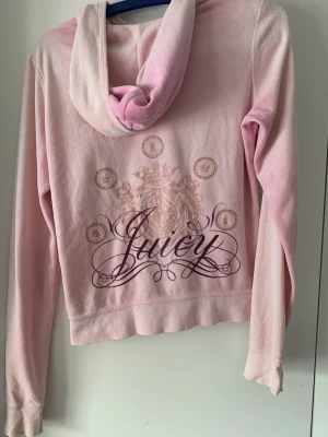 Juciy couture kofta - Litet urtvättad 