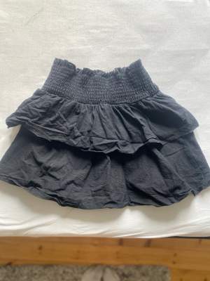 Fin kjol från shein, storlek S