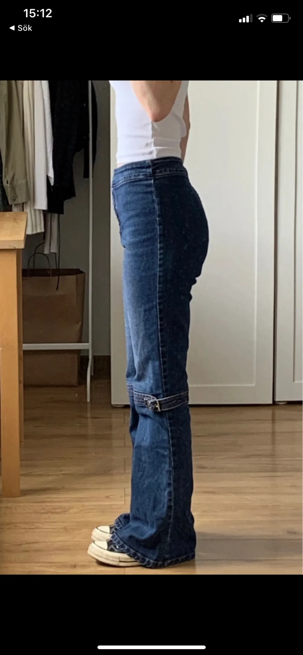 Ascoola vintage jeans. Sitter bra på en xs/s.  Midja: 70cm  Innerbenslängden: 75cm . Jeans & Byxor.