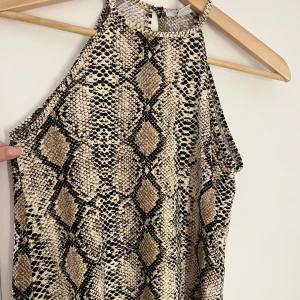 Tröja - Strl:Xs men passar verkligen som S/M