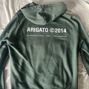 Arigato London Hoodie - Köptes för 1600 Storlek: M