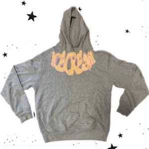 BBC Icecream hoodie  - Fett Icecream hoodie, köpt i milano, nästan nu skick, inga flaws eller håll. Skriv gärna om mer info eller bilder 