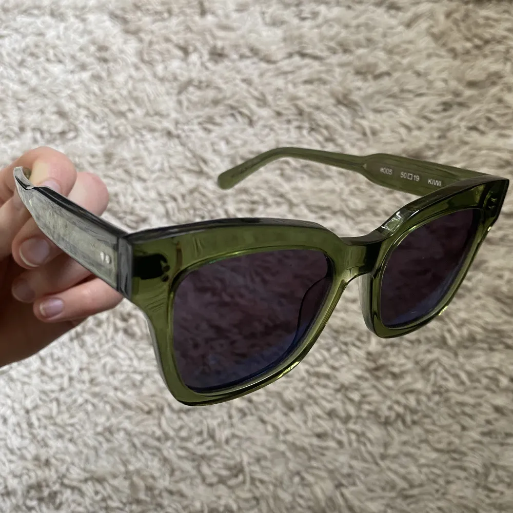 Gröna solglasögon från chimi som är så fina och med spegelglas😍😍😍💕💕💕. Övrigt.