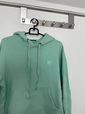 Acne hoodie - Grön acnehoodie