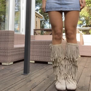 Cowboy boots!  - Passar perfekt till temafest! Men även för utgång, skriv vid frågor <3 