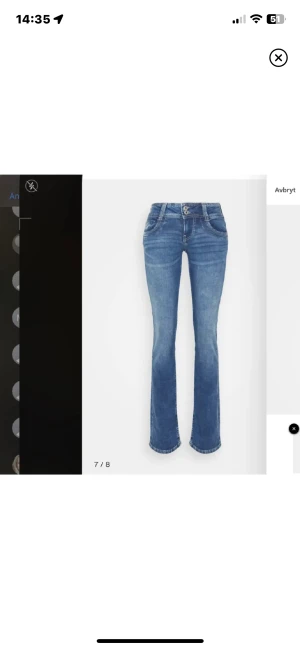 Pepe jeans - Säljer dessa sjukt snygga jeans som är köpta här men passade inte. Lånade bilder skriv för egna och för frågor
