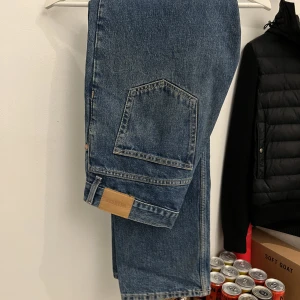 Weekday jeans space - Hyfsat använda med bra skick, inga defekter eller liknande. Storlek 28/30