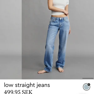 Low straight jeans - Säljer mina low straight från Gina pga dom är för små! Knappt använda 🤍