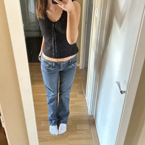 Ltb jeans  - Helt oanvända Ltb jeans i storlek 29/32 som jag säljer då jag vill ha dem längre.💓nypris var 909kr mitt pris 550🎀