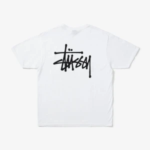 Stüssy tshirt - Stüssy tshirt Nypris 570kr + 175kr frakt Säljs för 350kr